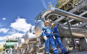 Oilfield service workers, representing our invoice factoring services for the oil and gas industry.