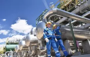 Oilfield service workers, representing our invoice factoring services for the oil and gas industry.